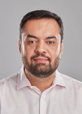 Foto oficial de Cláudio Castro