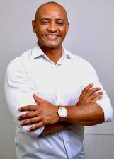 Foto oficial de Charles dos Carrinhos