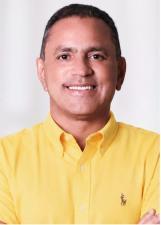 Foto oficial de Robert Lemos