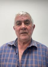 Foto oficial de Charles Cozzolino