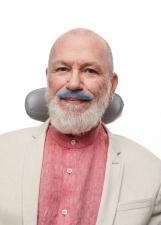 Foto oficial de Tuca Munhoz Bigode Azul