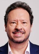 Foto oficial de James Losacco