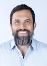 Foto oficial de Dr. George Lins